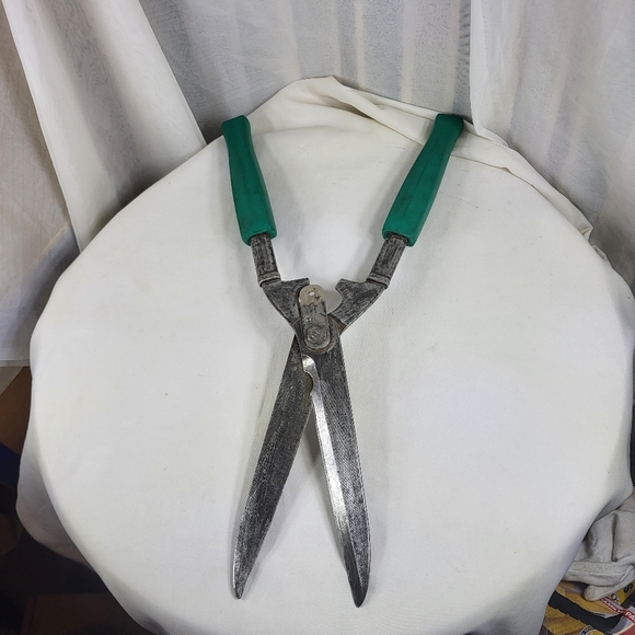 Vintage Wiss No. 8D USA Green Handled Forged-Hardened Hedge Clippers Shears - Picture 7 of 12